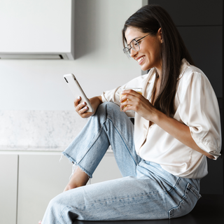 10 Ways to Minimize EMF From Your Phone