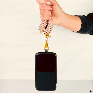 How Far Should the Cellphone Be From Your Body? Easy Ways to Maintain Safe Distance From Cell phone Radiation