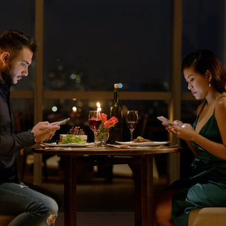 Screen Snubbing Hurts. For Happier Relationships And Better Mental Health- Here’s How To Stop It