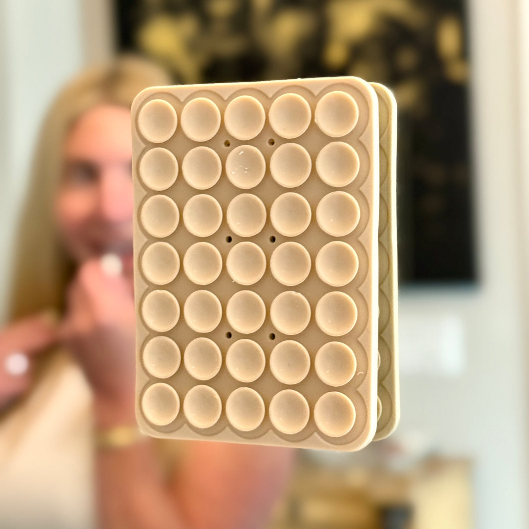Phone Suckers, Hands Free Solution For Mirrors, The Shower, Anything Smooth
