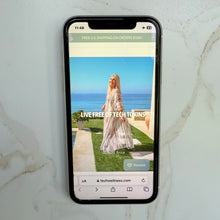 Phone Suckers, Hands Free Solution For Mirrors, The Shower, Anything Smooth