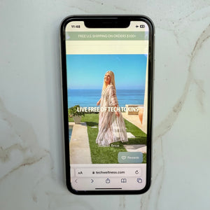 Phone Suckers, Hands Free Solution For Mirrors, The Shower, Anything Smooth