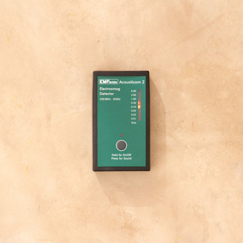 That PRO EMF Meter. The Big Green Arrow Detects Hidden WiFi And Wireless in Smart Appliances