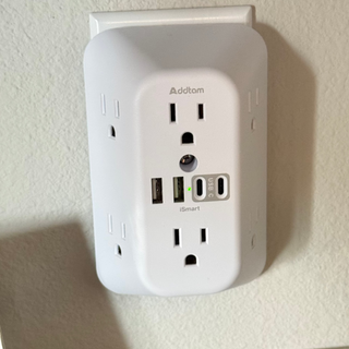 wall charger with no EMF for no dirty electricity or electric fields to your devices EMF Free USB and USBC