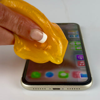 Clean debri from phone best cleaner ever